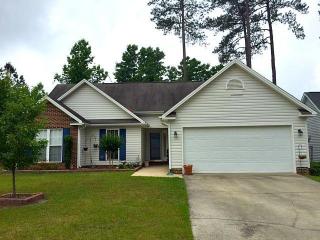 152 Kensington Way, Aberdeen, NC 28315-3640