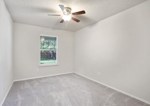 6837 Beaty St, Fort Worth TX  76112-6704 exterior