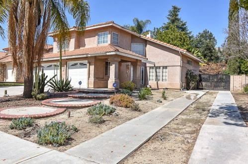 511 Athens St, Riverside, CA 92507-6046