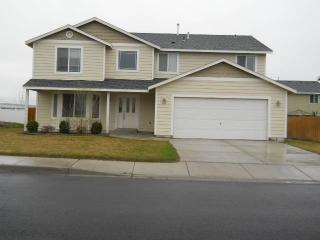 1504 Bountiful Ave, Sunnyside, WA 98944-2518