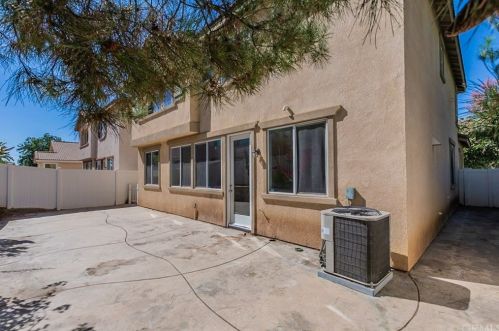 2018 Enna Ct, Riverside CA  92507-2399 exterior