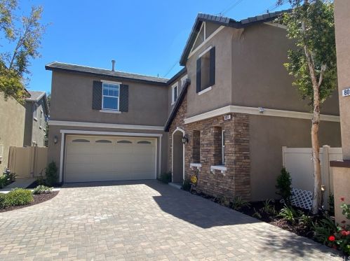 8013 Meridian St, Chino, CA 91708-7677