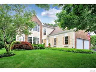 21 Heron Rd, Norwalk, CT 06855-1604