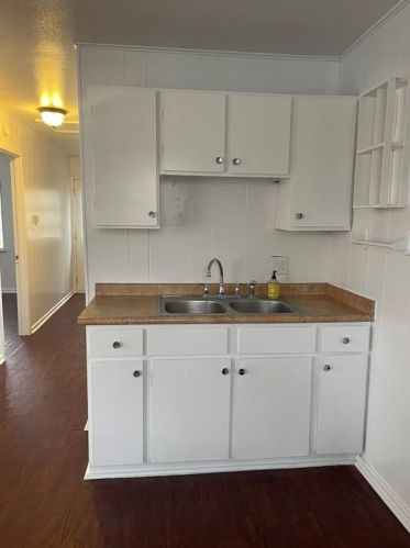 931 55th St, Austin, TX 78751-1722