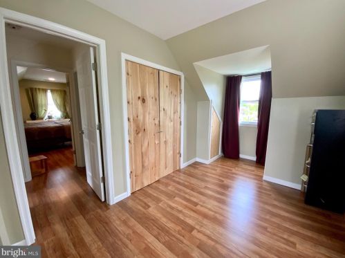 170 Upper Fry Rd, Trenton NJ 08628-2728 exterior