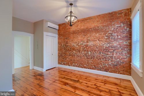 26 Vine St, Lancaster PA  17603-5259 exterior