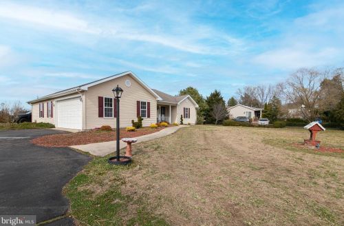 37 Market Ln, Greenwich, NJ 08323-2333
