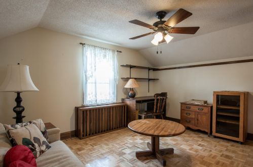 1422 Hewitt Ave, Saint Paul MN  55104-1309 exterior