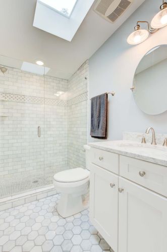 6975 Bramble Hill Dr, Cincinnati OH  45227-3260 exterior