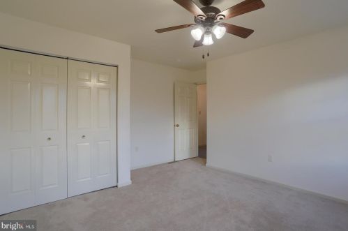 1531 Jefferson Ct, Lancaster PA  17602-1253 exterior