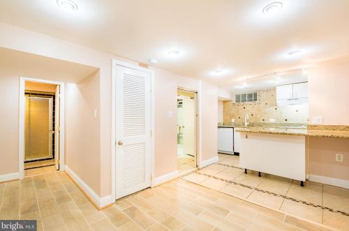 2614 Urbana Dr, Silver Spring MD 20906-5032 exterior