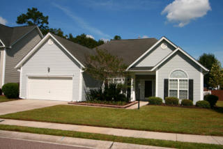 9194 Markleys Grove Blvd, Summerville, SC 29485-8678