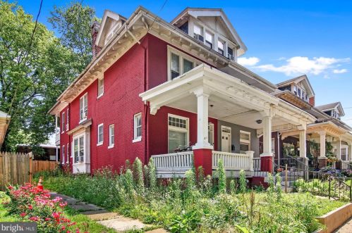 1211 14th St, Harrisburg, PA 17103-1204