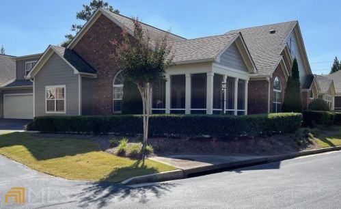 164 Kendrick Farm Ln, Marietta, GA 30066-8615