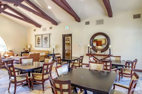 1470 Caminito Sicilia, Chula Vista CA  91915-4142 exterior