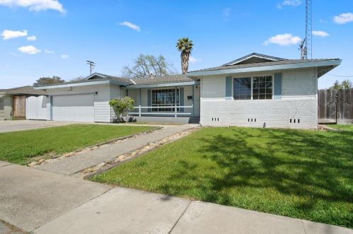 705 Bowen Ave, Modesto, CA 95350-3077
