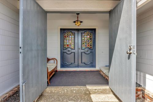 1924 Marineview Dr, San Leandro CA 94577-5315 exterior