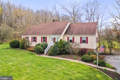 274 Seawright Springs Rd, Mount Sidney, VA 24467-2232