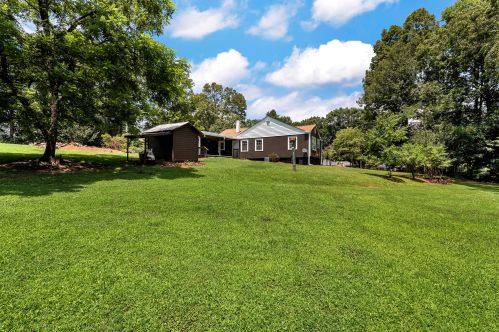 170 Morningside Dr, Clarkesville, GA 30523-6022