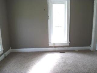 1520 Lyon Ave, Springfield MO  65803-2712 exterior
