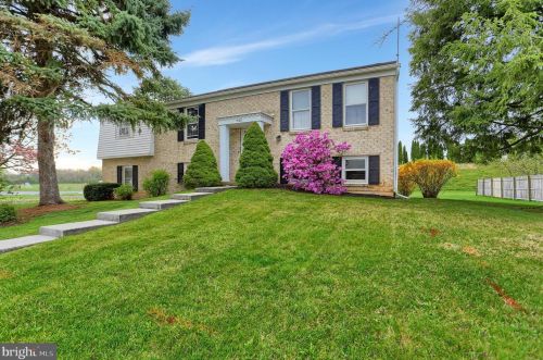 1500 Terrace Ave, Carlisle, PA 17013-9369