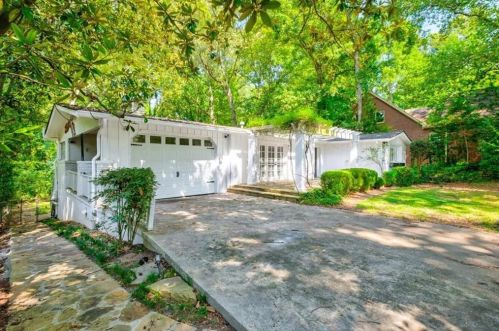 1101 Moores Mill Rd, Atlanta GA  30327-1645 exterior