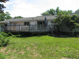 26 Orchard Ln, Woodbury, CT 06798-3917