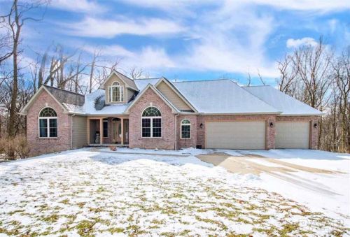 315 Cypress Pt, Beverly Manor, IL 61571-4005