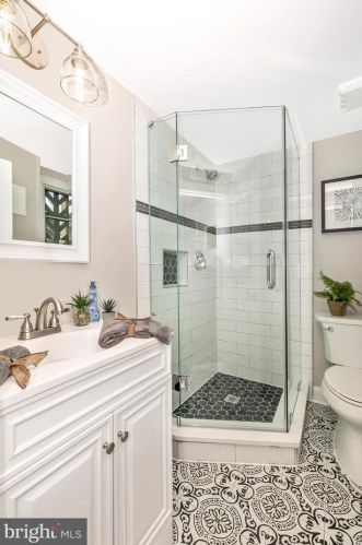 9923 Sutherland Rd, Silver Spring MD 20901-2314 exterior