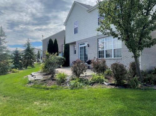 619 4th Ave, Mokena, IL 60451-1893