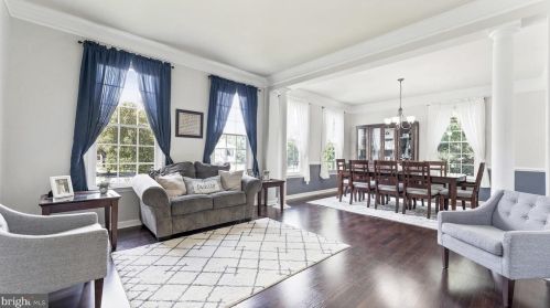 11655 Brevet Ct, Bristow, VA 20136-1327