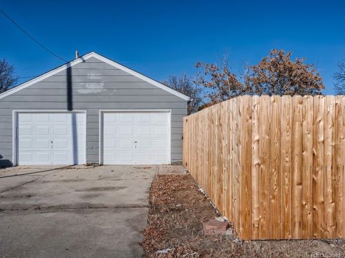 705 Hanover St, Denver CO  80010-3946 exterior