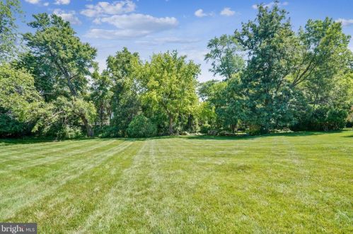 710 Jenny Ann Ct, Herndon, VA 20170-3152