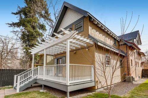 1221 Elizabeth St, Denver CO  80206-3219 exterior