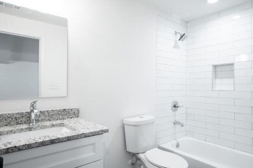 2462 Echo Dr, Atlanta GA  30345-3527 exterior