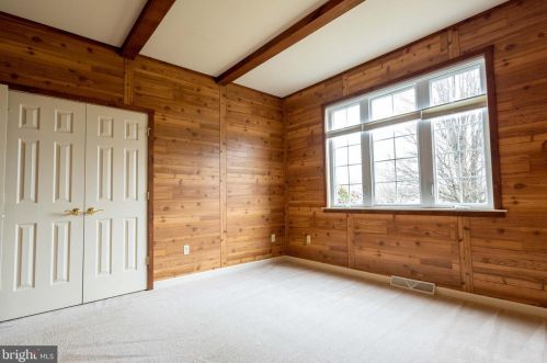 209 Sutherland Rd, Lancaster PA  17603-9053 exterior