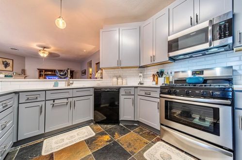 1305 Deville Cir, Garland TX 75043-1851 exterior