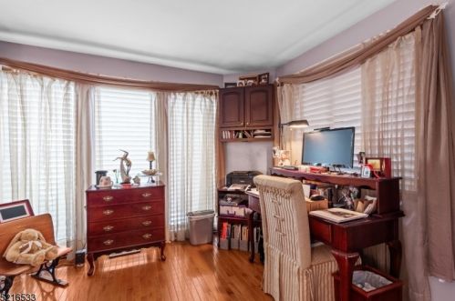 7 Trafalgar Ct, Hackettstown NJ  07840-4208 exterior