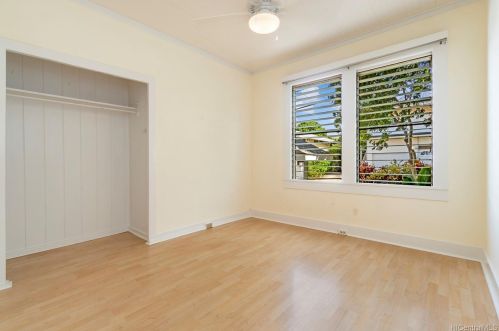 3633 Maunalei Ave, Honolulu HI  96816-2322 exterior