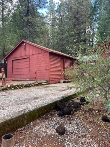 282 Sunnyside Dr, Cape Horn, CA 95713-9429