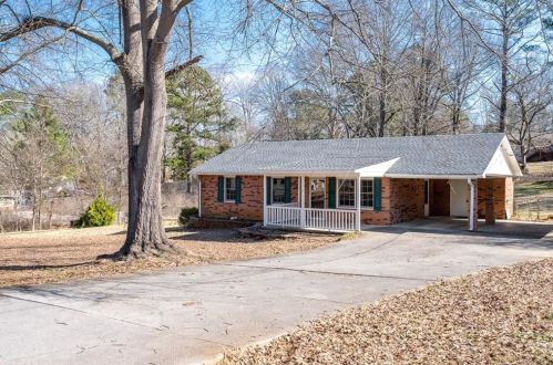 400 Valerie Cir, Hiram, GA 30141-4947