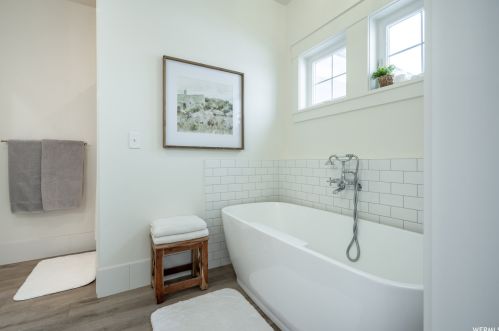 379 Sarah St, Providence UT 84332-9637 exterior