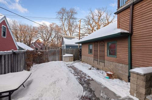 607 Dayton Ave, Saint Paul MN  55104-7203 exterior