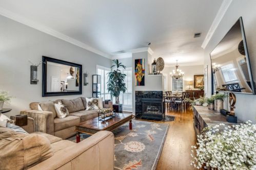 3824 Azure Ln, Addison TX  75001-7901 exterior