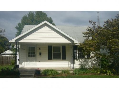 2516 Richmond Ave, Mattoon, IL 61938-2536