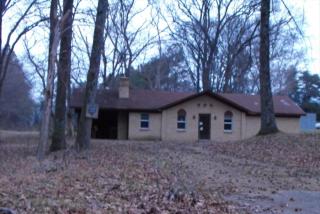 2558 Russell Bond Rd, Millington, TN 38053-5252