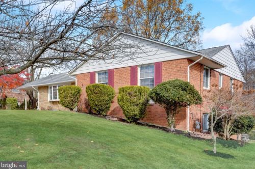 2934 Craiglawn Rd, Silver Spring MD  20904-1816 exterior