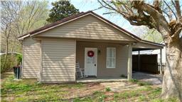 314 Gentry St, Tullahoma, TN 37388-3807