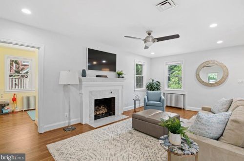 1314 Dl Dr, Silver Spring MD 20910-1601 exterior