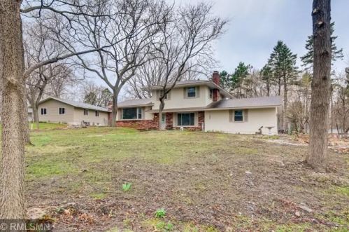 2382 Hillside Rd, Saint Paul MN  55110-5534 exterior